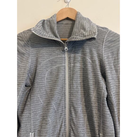Lululemon Gray Zip Up Sweatshirt Size 2 - Picture 3 of 3